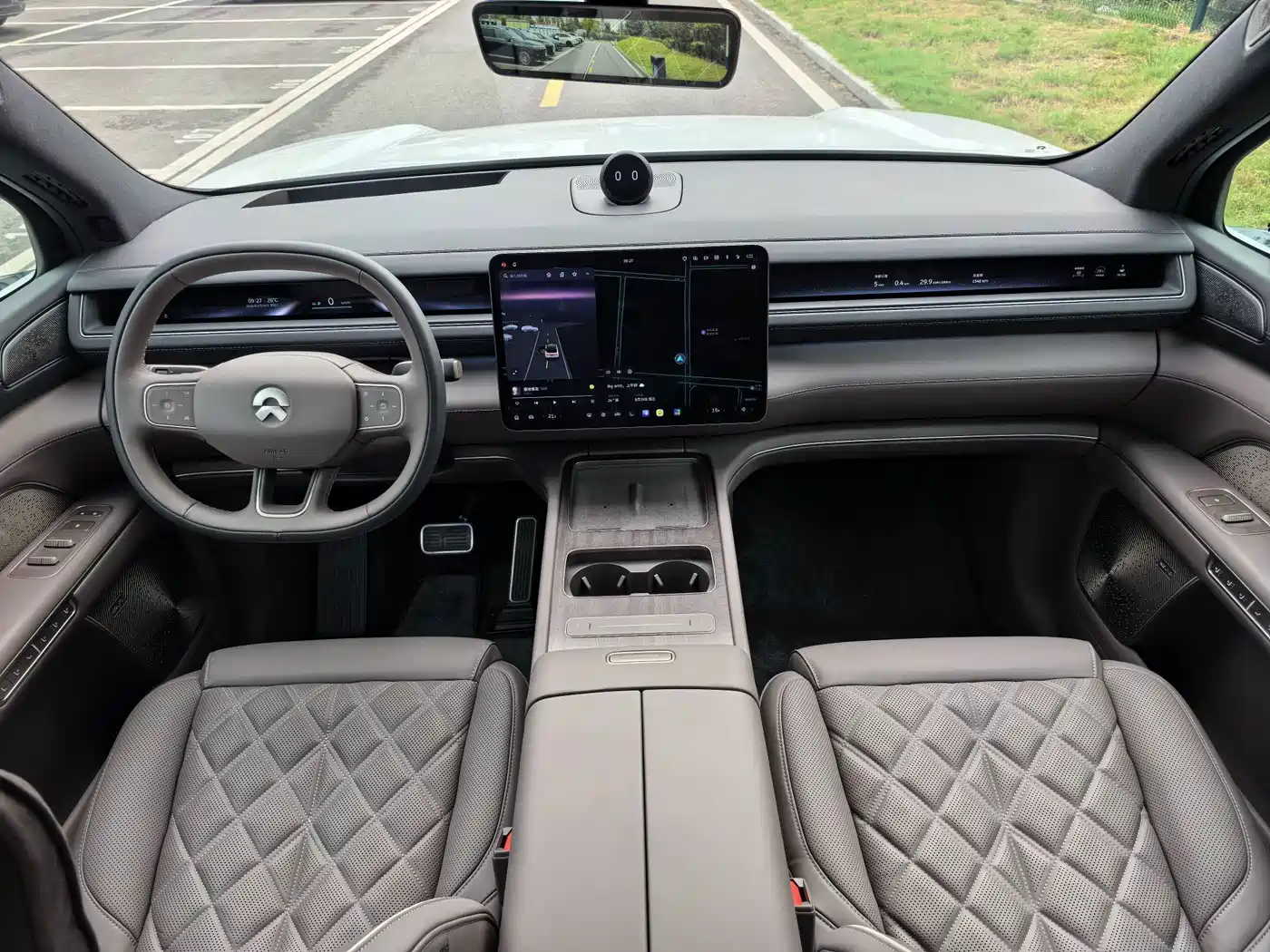 2026 NIO ES8