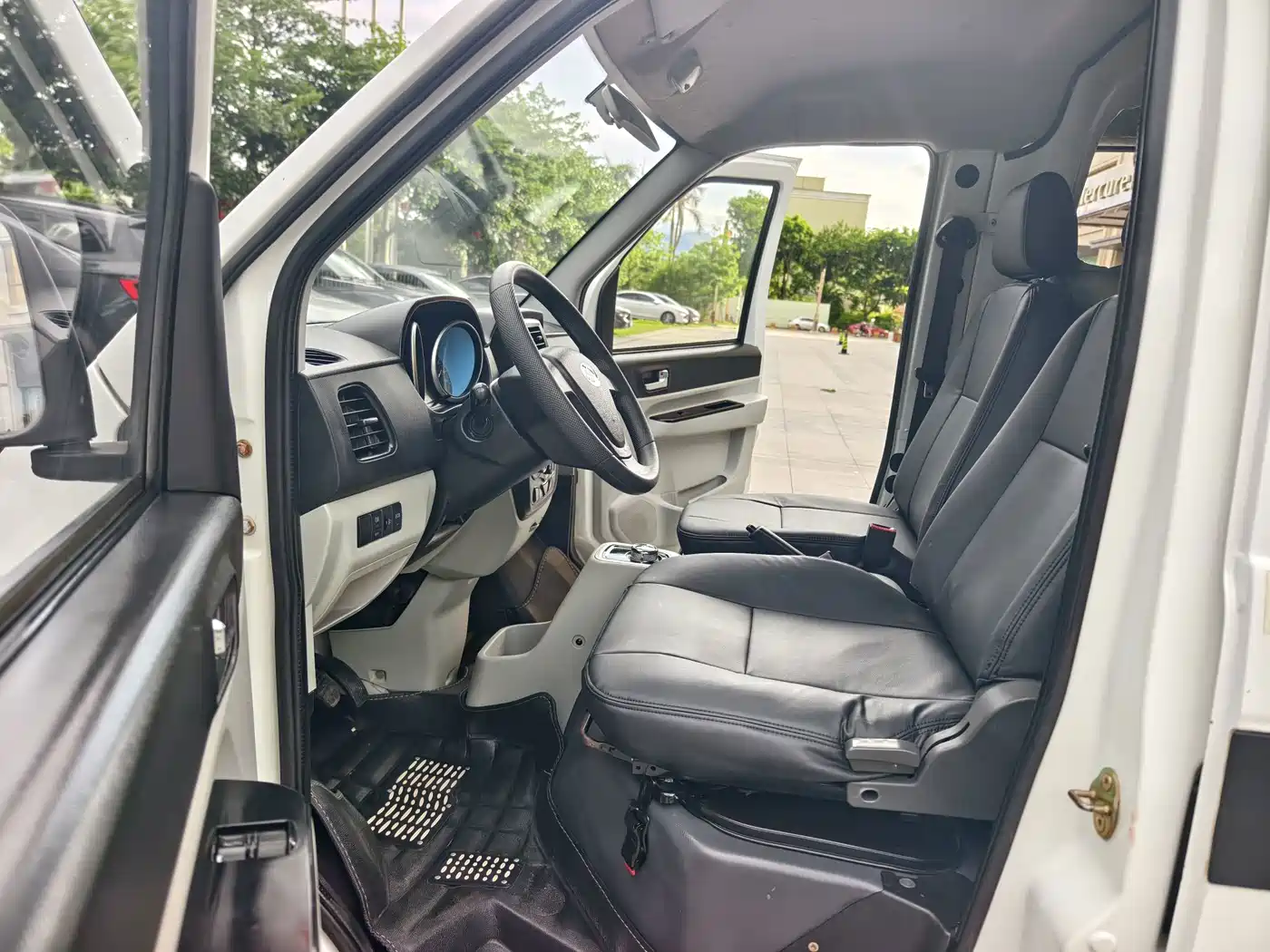 Karry Youyou EV 2022 2022 Van SQR5037 Comfort Version