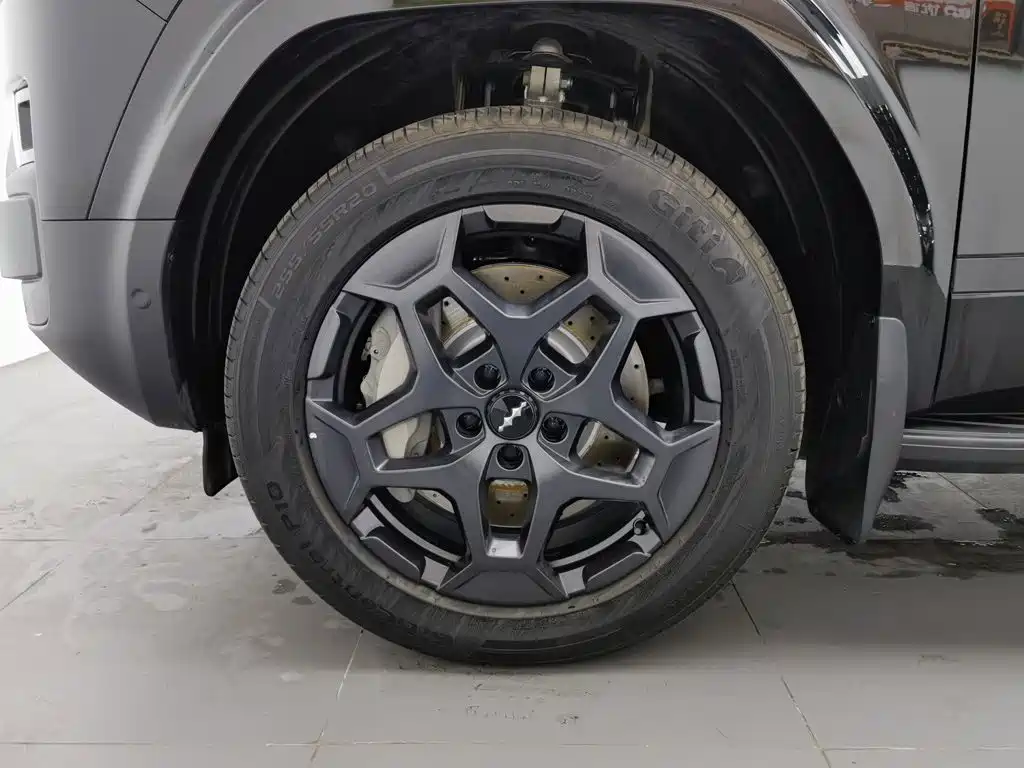 Fang Cheng Bao Titanium 7 2025 2025 AWD Base Model