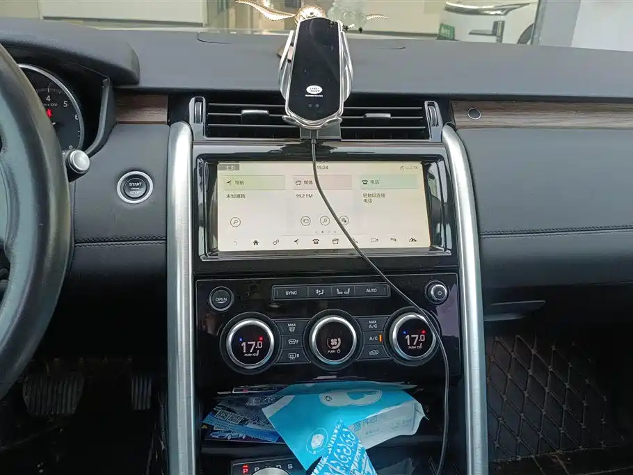Land Rover Discovery 2017 3.0 SC V6 HSE фото 13
