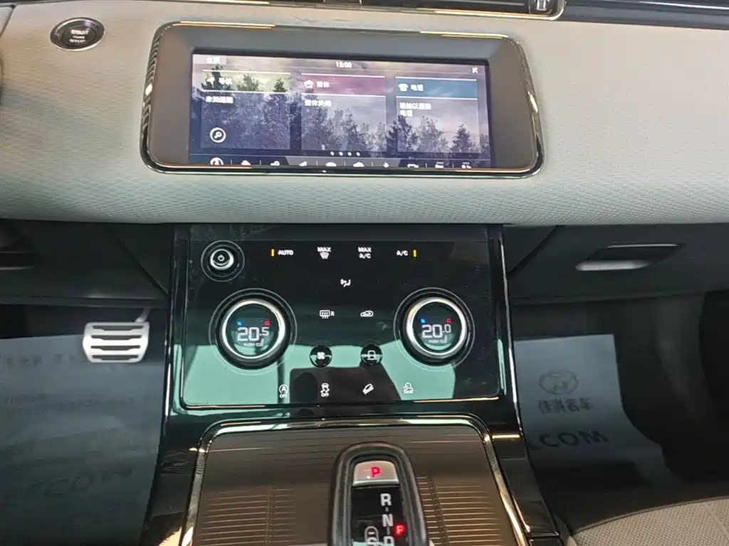 Land Rover Range Rover Evoque 2020 249PS R-DYNAMIC S Sport Edition фото 13