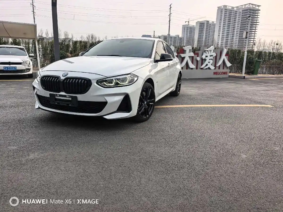 BMW 1 Series 2022 125i M Sport Shadow Edition