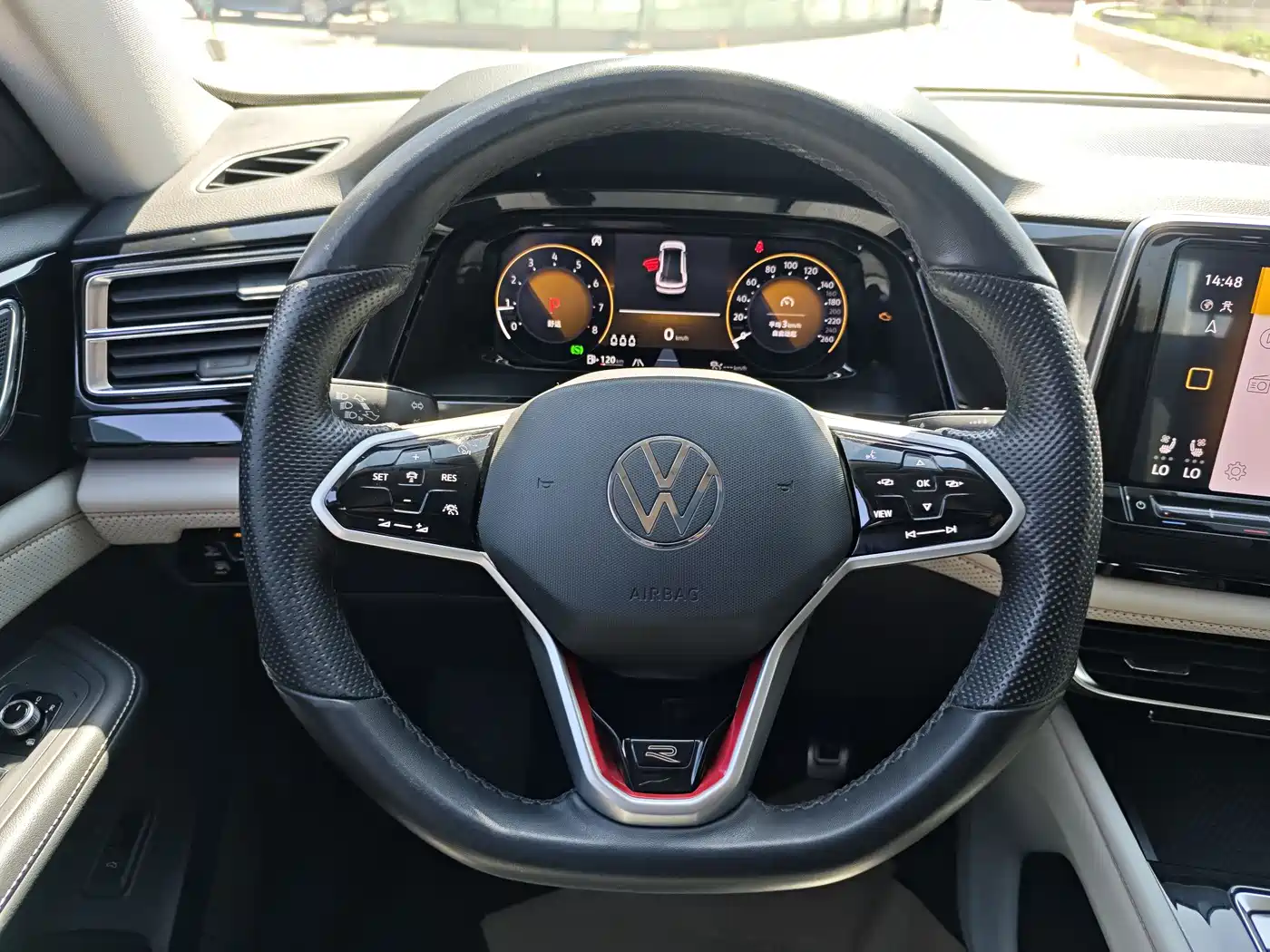 Volkswagen Teramont 2023 Teramont X 380TSI 4Motion Premium Luxury фото 16
