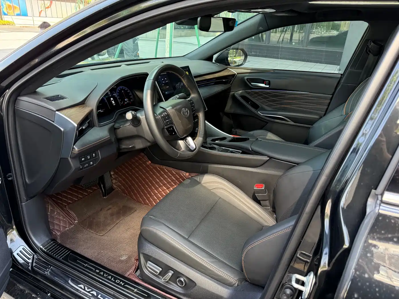 Toyota Avalon 2024 Model Hybrid 2.0L Prestige Edition фото 8