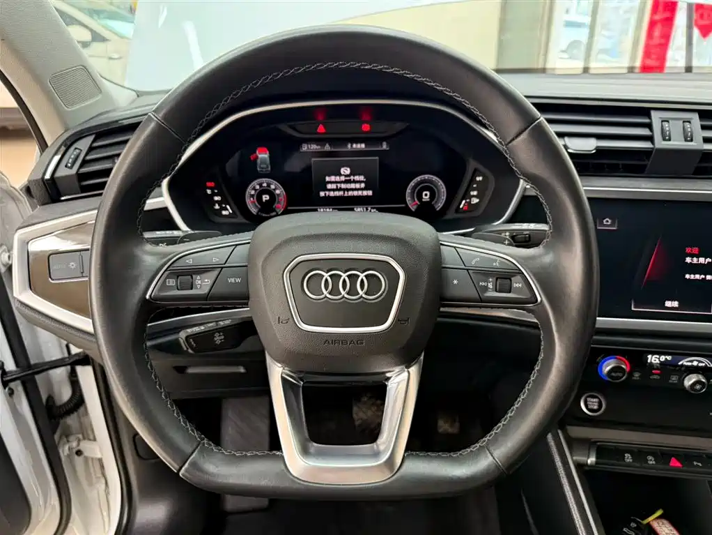 Audi Q3 2023 35 TFSI Fashion Dynamic (1.4T) фото 11