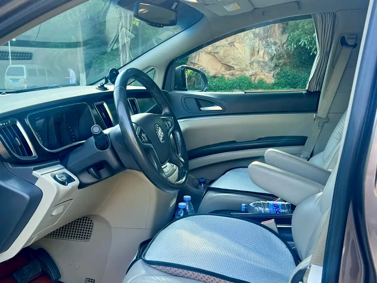 Buick GL8 2013 2.4L LT Luxury Business Executive Edition фото 8