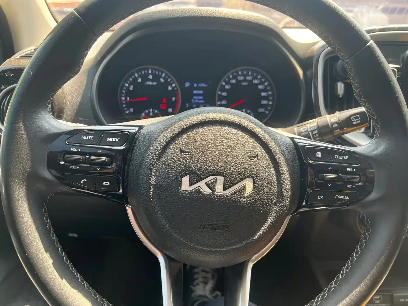 Kia KX1 2021 1.4L CVT Sunroof Version фото 14