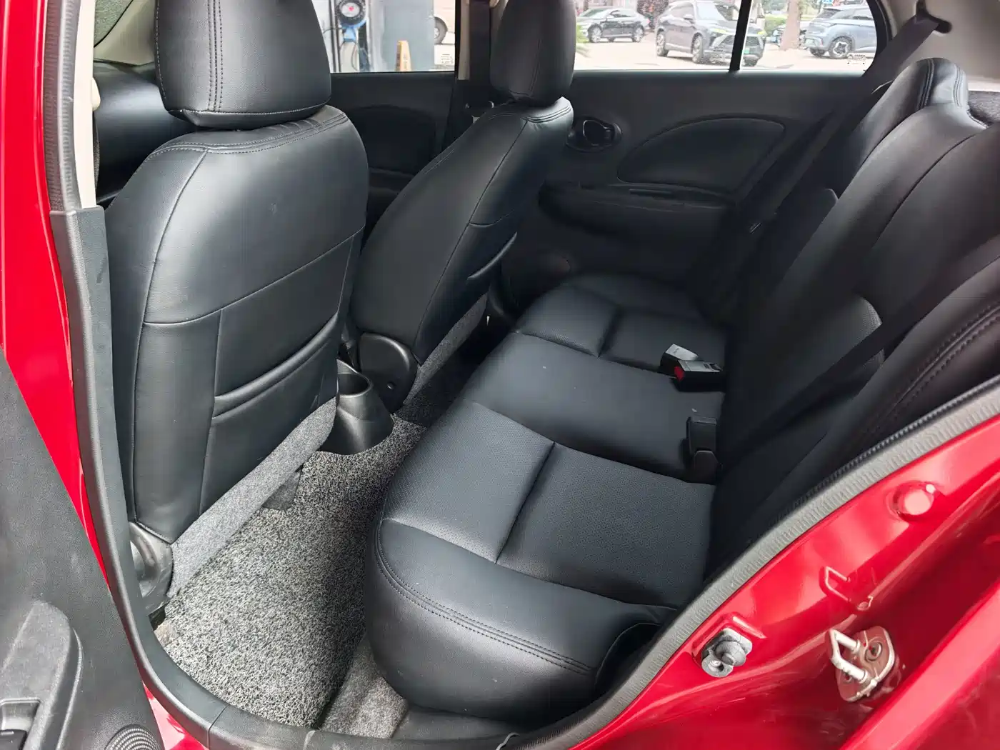 Nissan March 2015 2015 1.5L Automatic Easy Shine