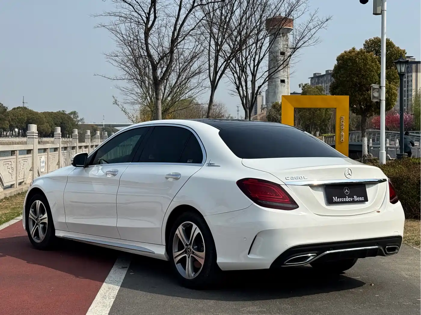 MERCEDES-BENZ C CLASS