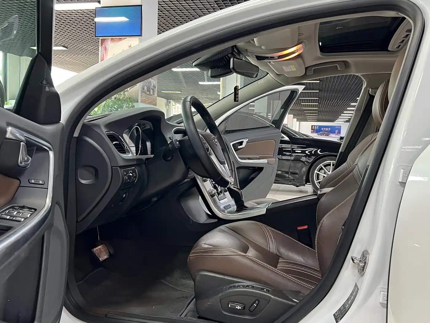 Volvo S60 Plug-in Hybrid 2018 2019 S60L T6 E-Drive Hybrid Edition