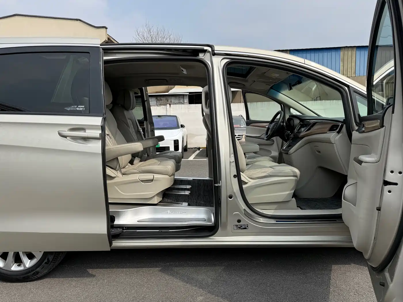 Buick GL8 2018 ES 28T Comfort Type China VI фото 5