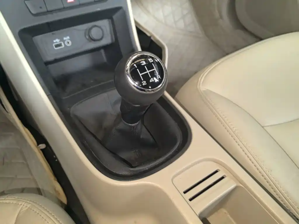 Roewe 360 2018 2017 1.5L Manual Luxury Edition