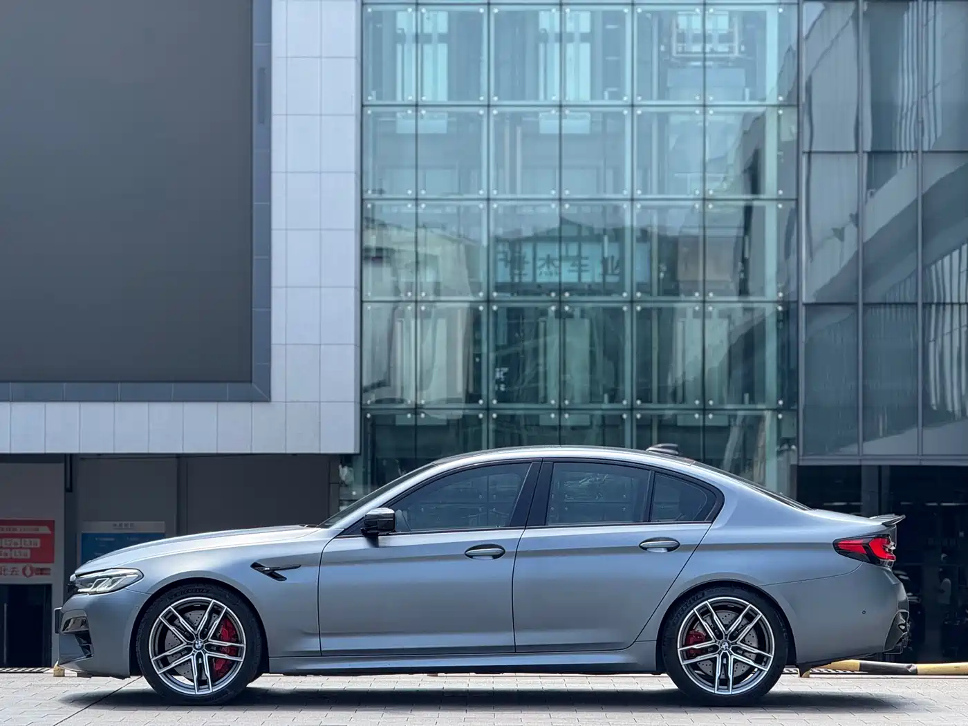 BMW M5 2021 M5 фото 6