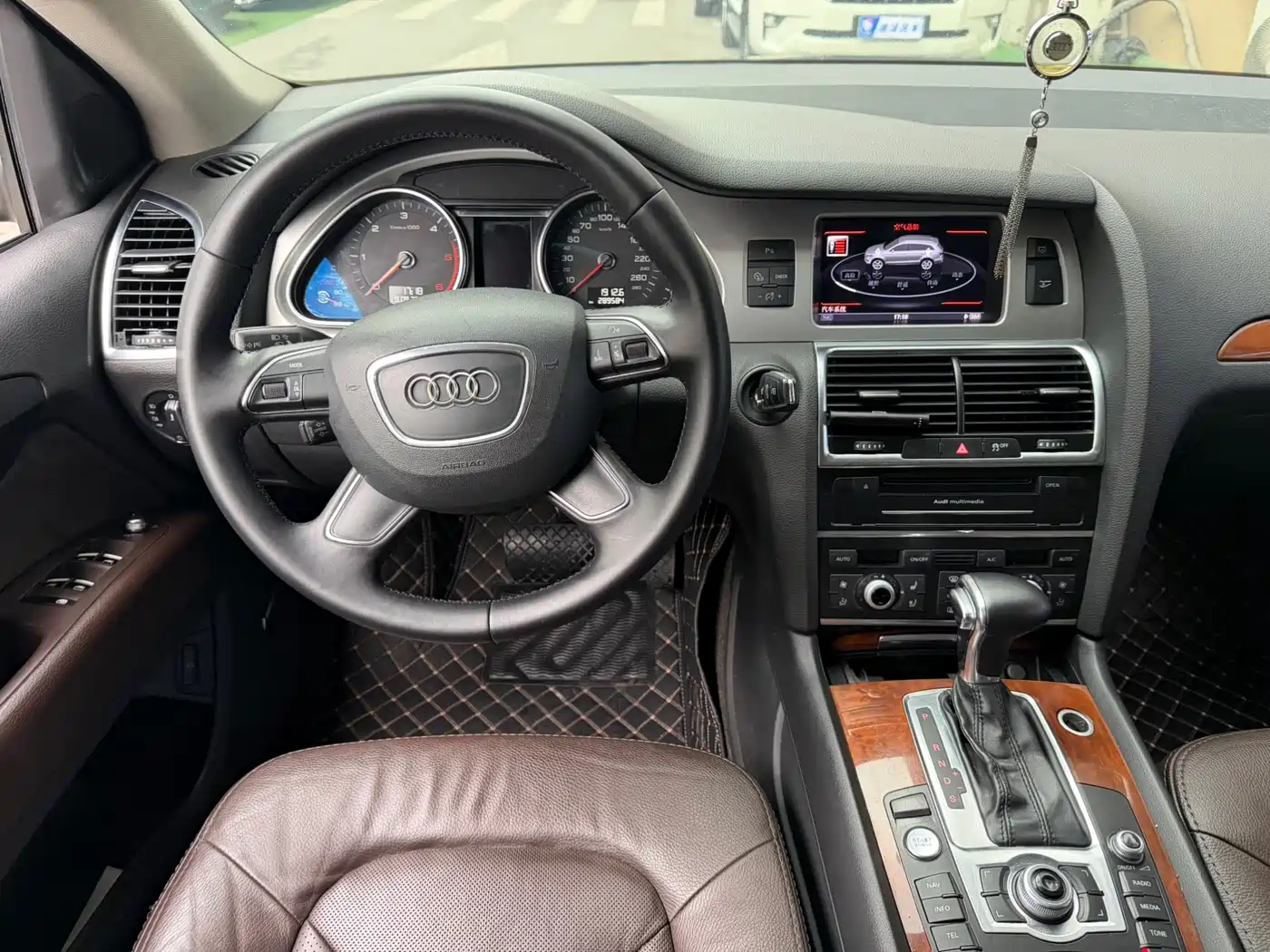 Audi Q7 2014 35 TDI Sport фото 9