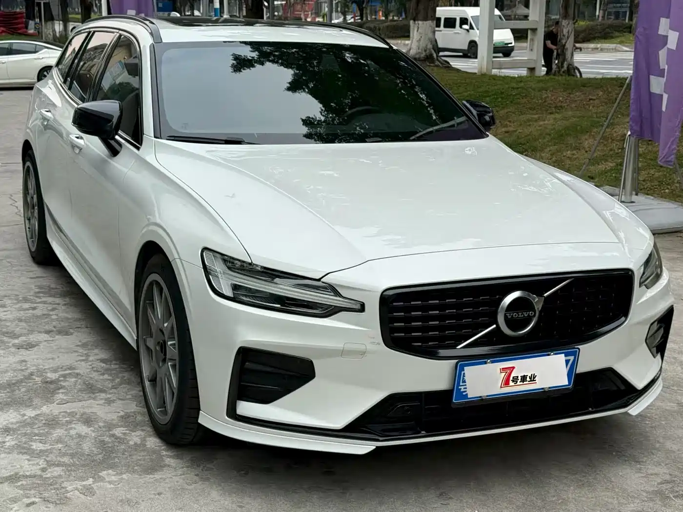 2020 Volvo V60