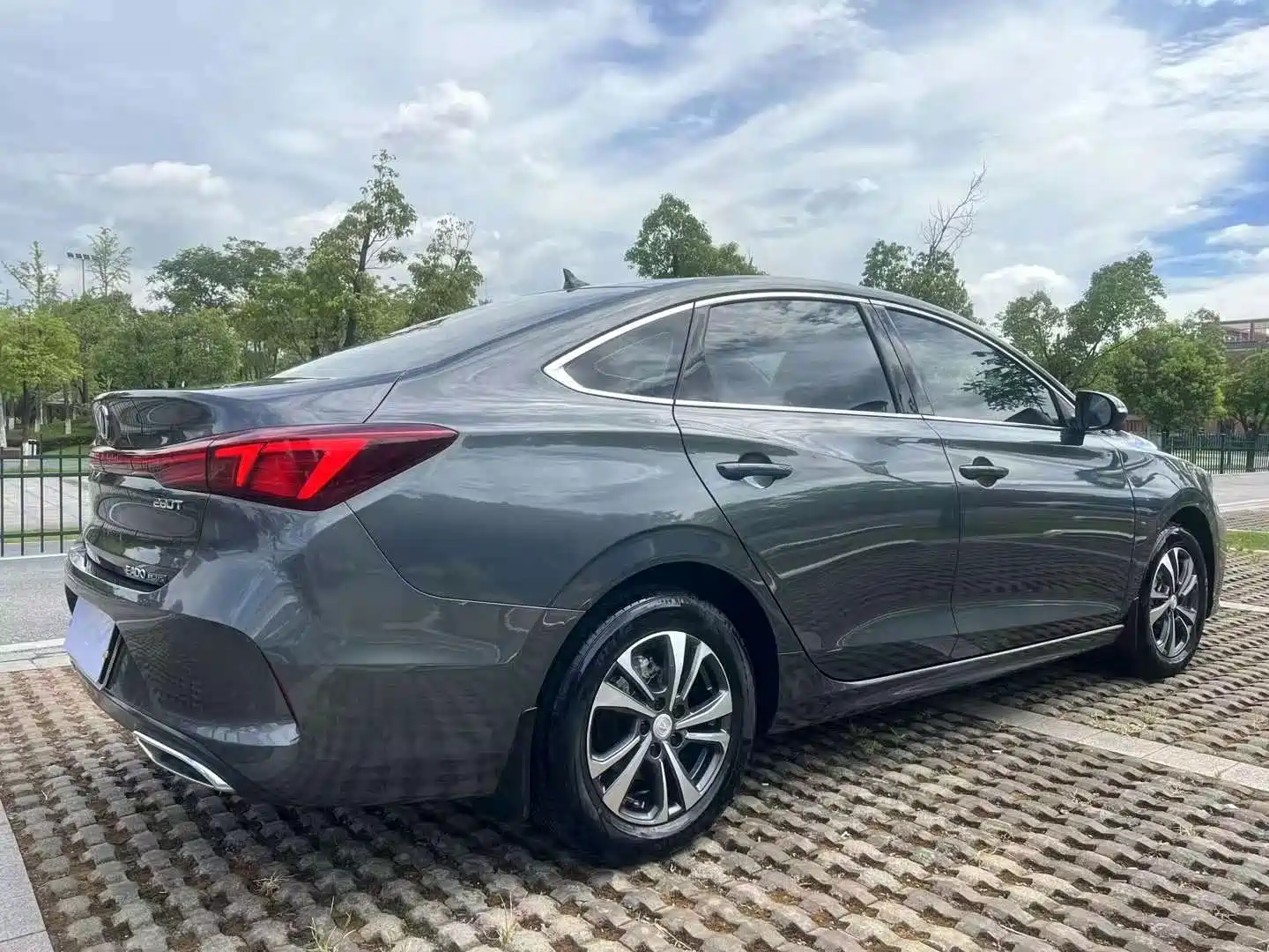 صورة 9 - Changan Eado