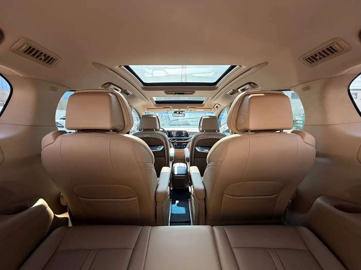 Buick GL8 2020 Model ES Landglory 653T Luxury фото 22