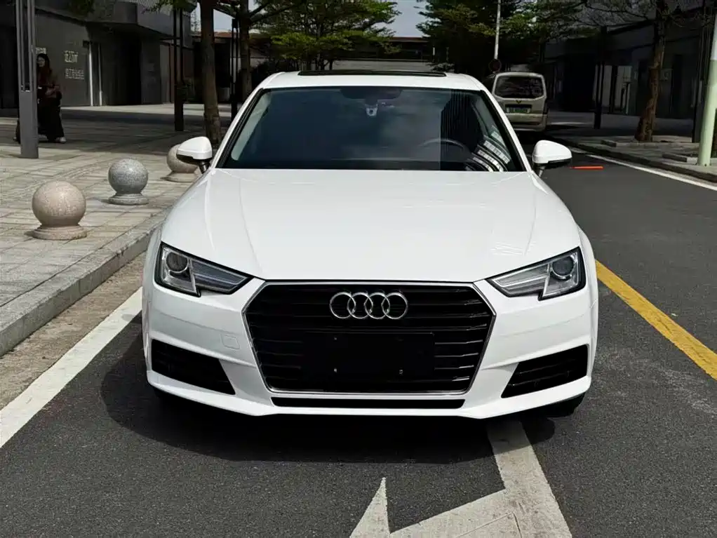 Audi A4L 2017 40 TFSI Progressive фото 2