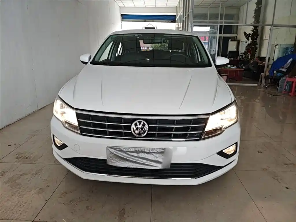 Volkswagen Jetta 2017 1.5L Automatic Comfort фото 3