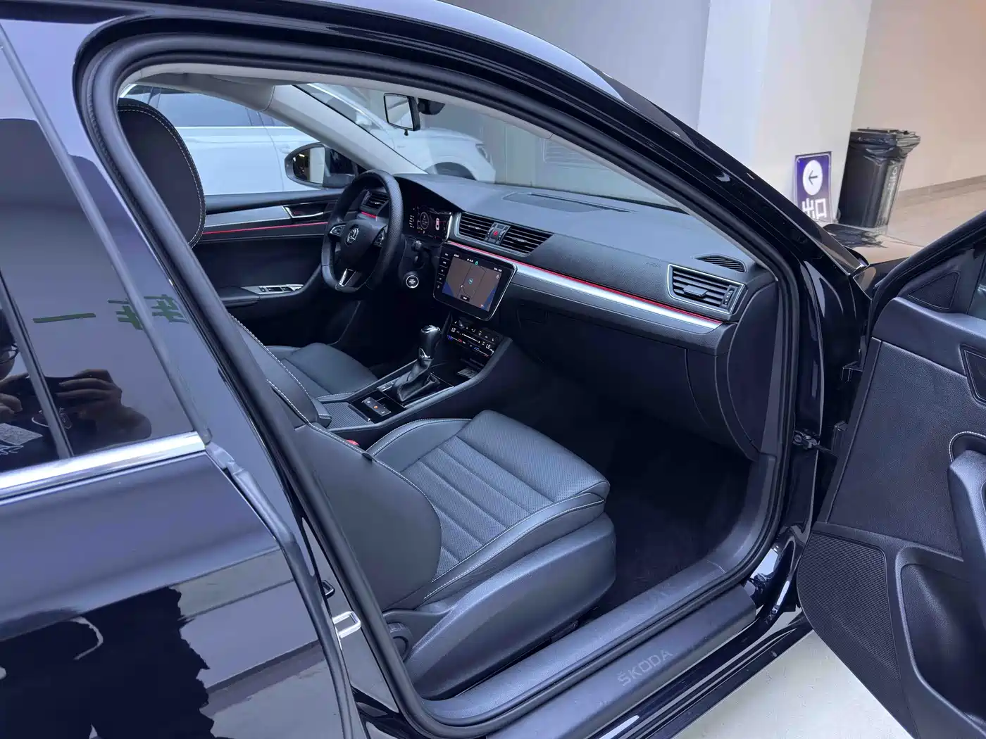 Škoda Superb 2023 2023 Facelift TSI280 DSG Premium Edition