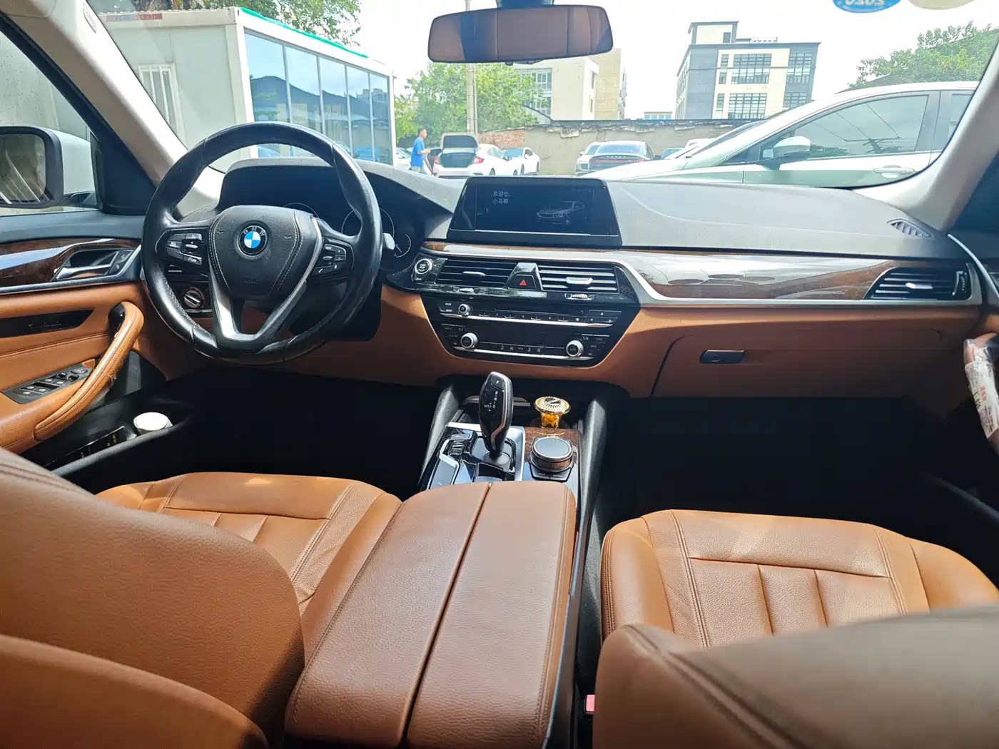 Фото 11 - BMW 5 Series