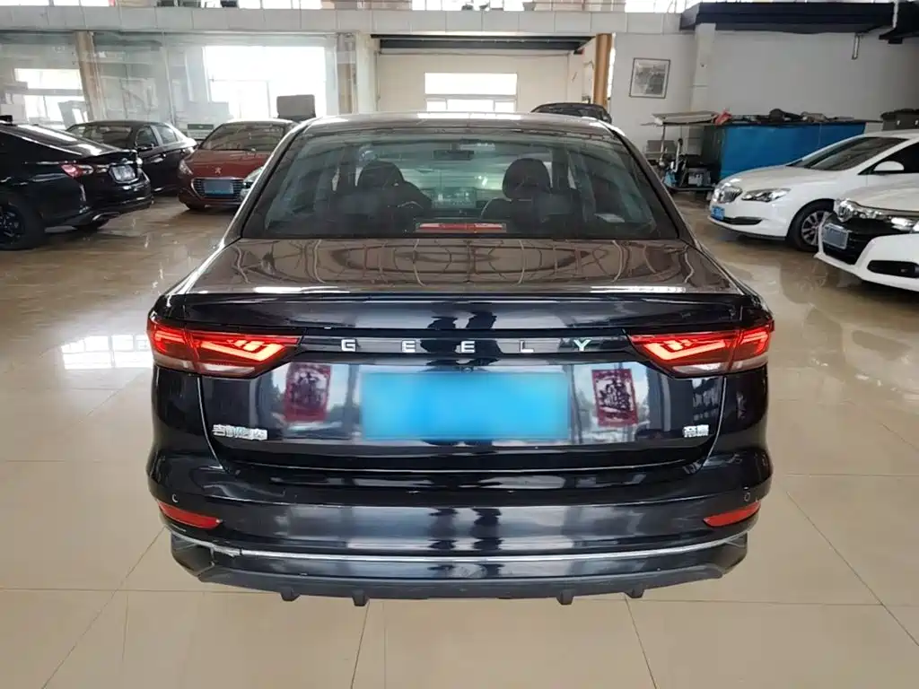 صورة 6 - Geely Emgrand