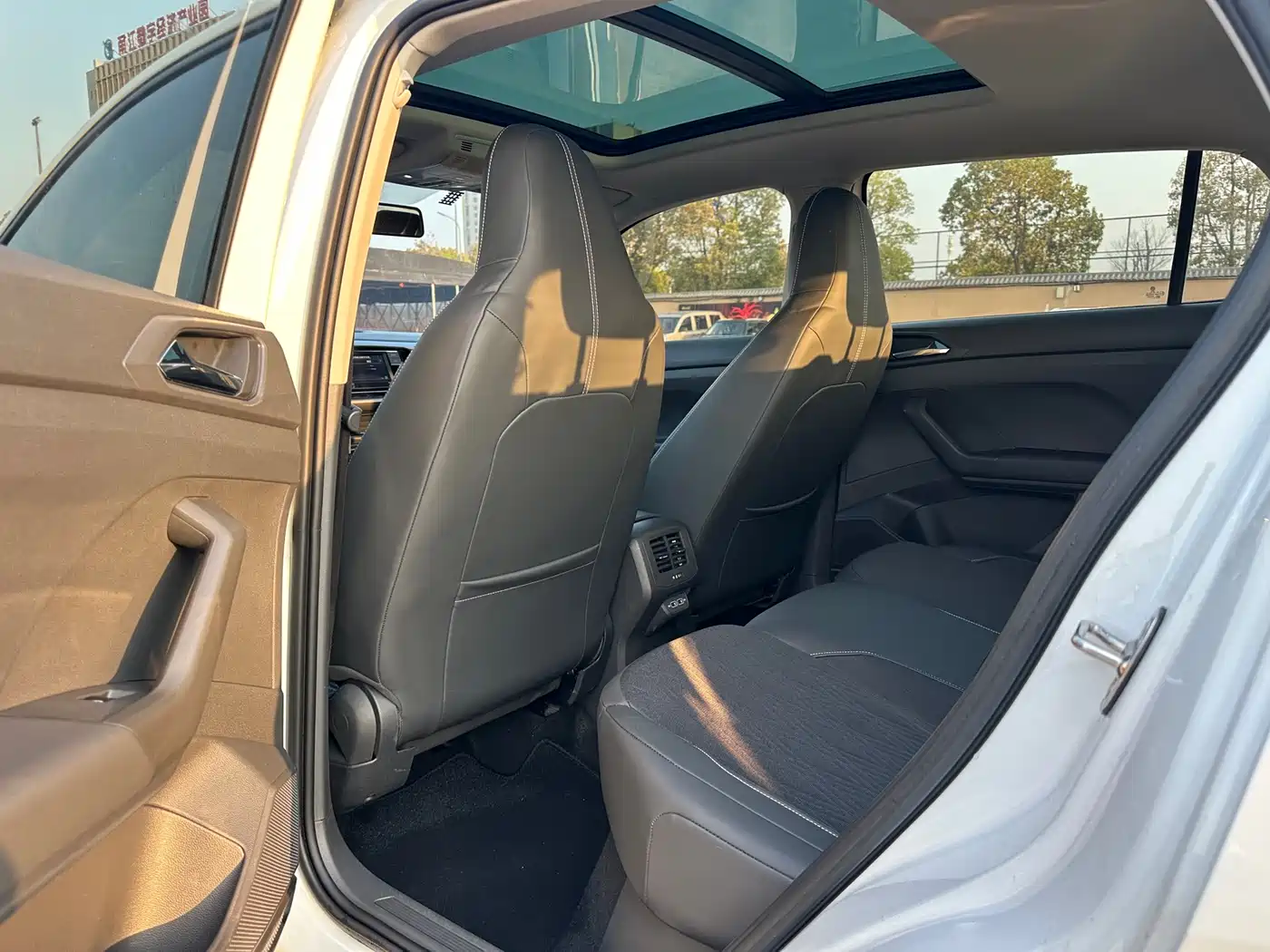 Volkswagen T-Cross 2020 280TSI DSG Comfort Edition фото 9