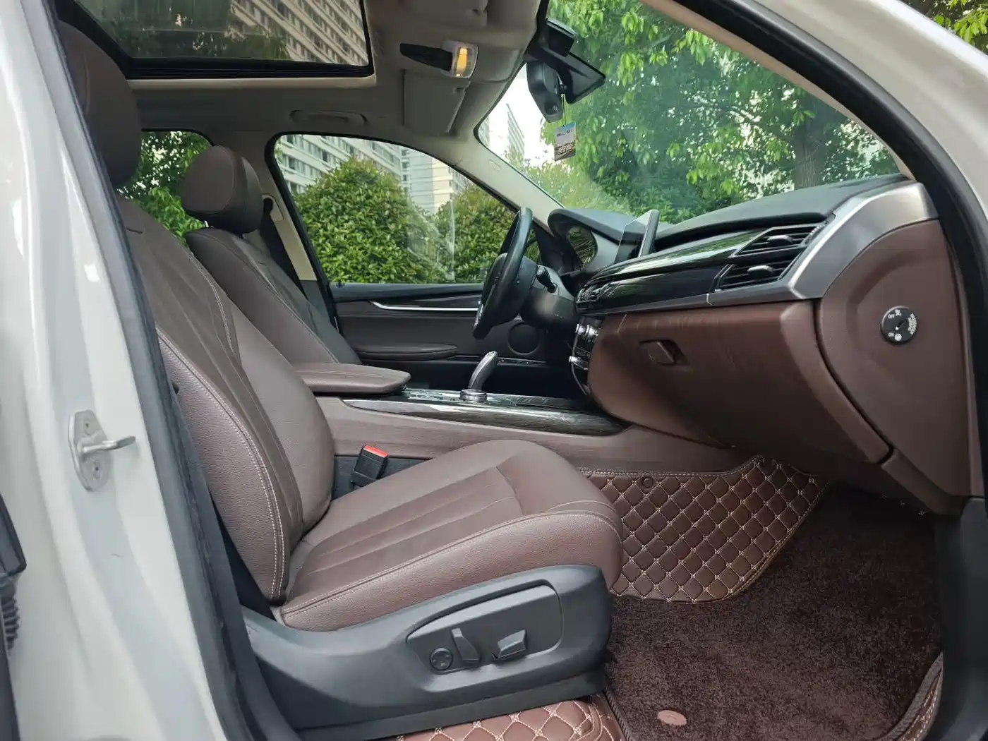 BMW X5 (Import) 2014 xDrive35i Leading фото 8