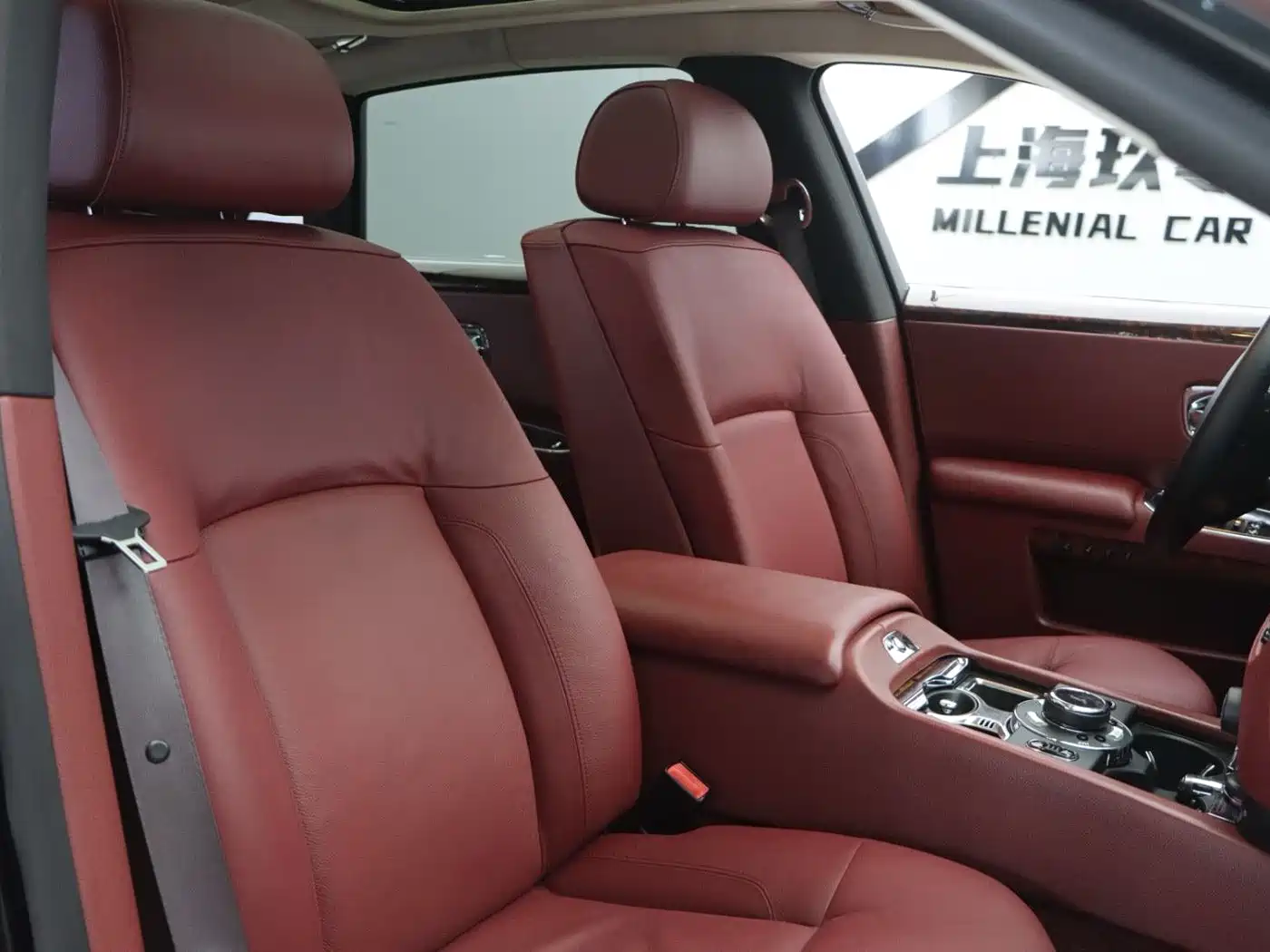 Photo 8 - Rolls-Royce Ghost