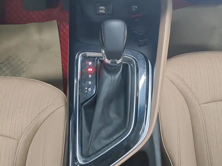 Buick GL6 2021 323T Mild Hybrid Connected Luxury фото 16