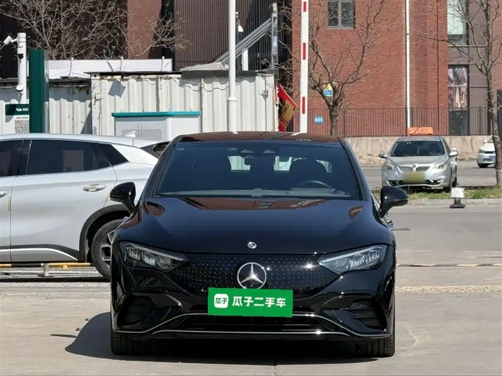 Mercedes-Benz EQE 2022 350 Luxury Edition фото 3