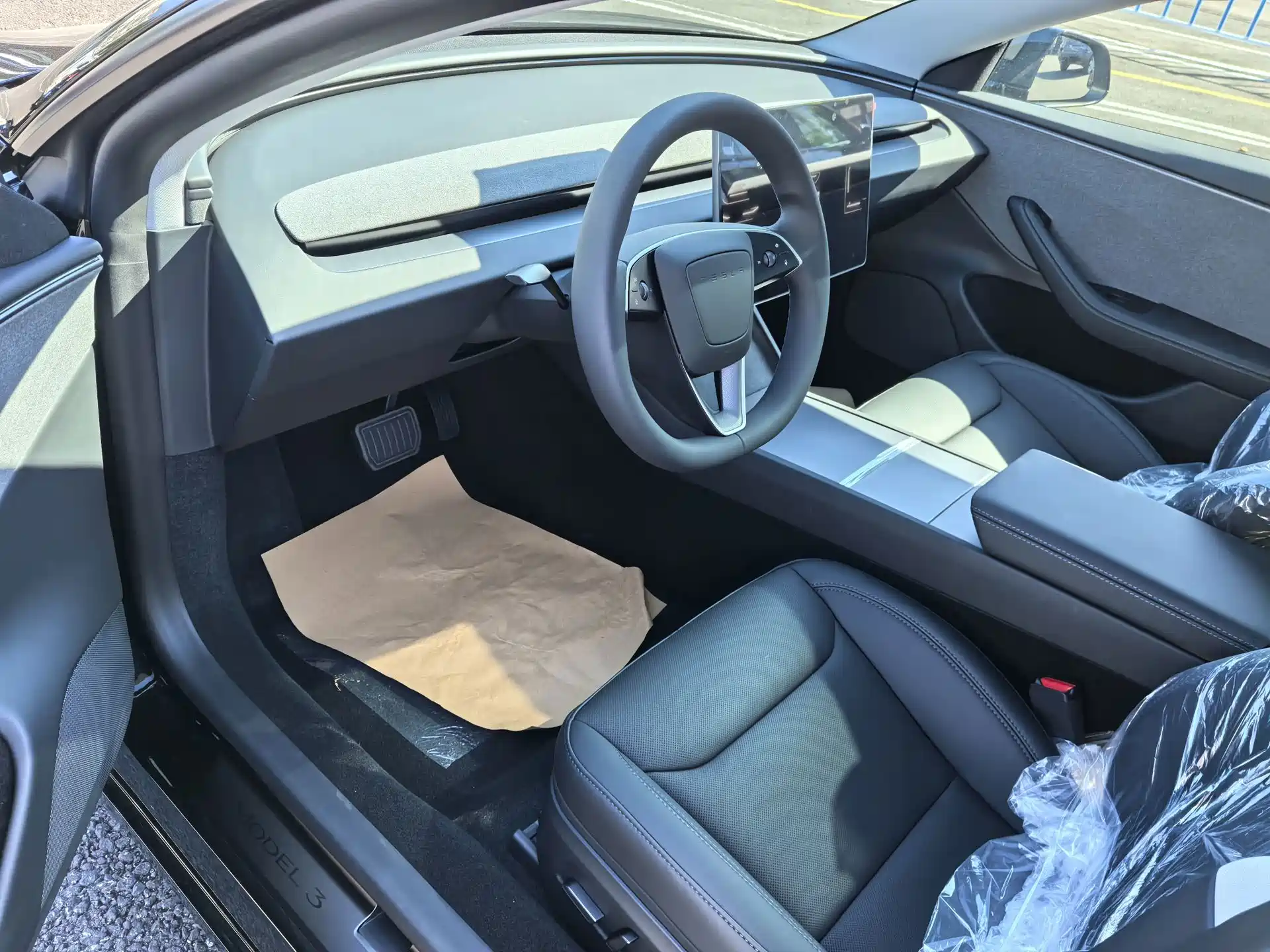 Фото 5 - Tesla Model 3