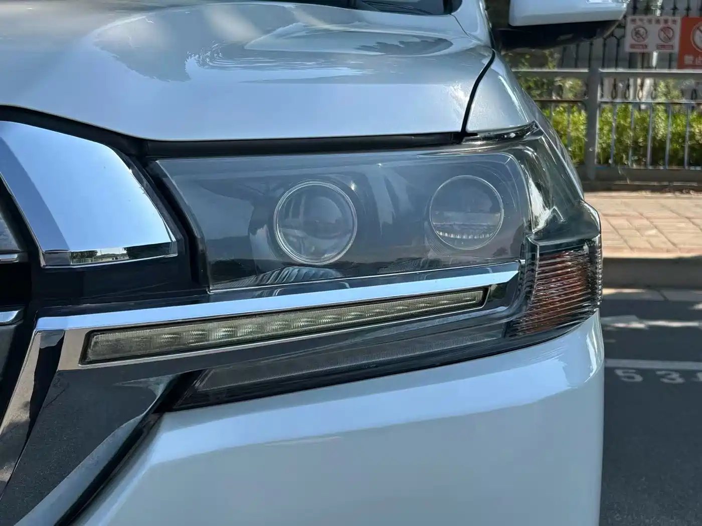 Toyota Land Cruiser (Import) 2019