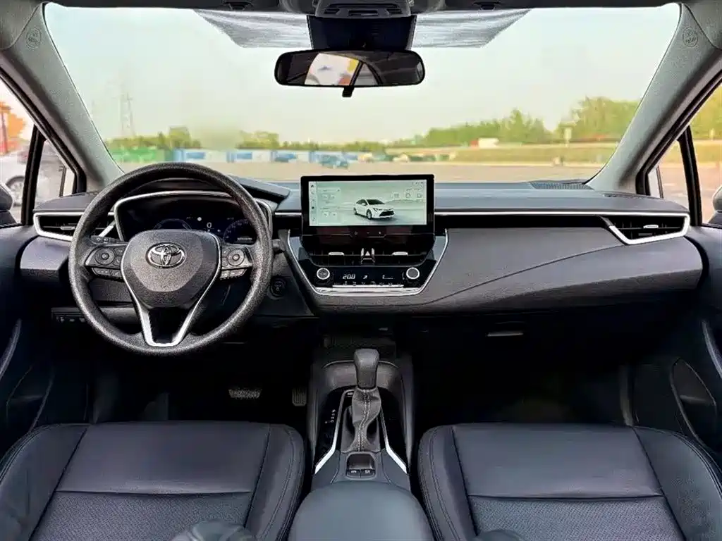 Toyota Levin 2023 Smart Hybrid 1.8L Luxury фото 14