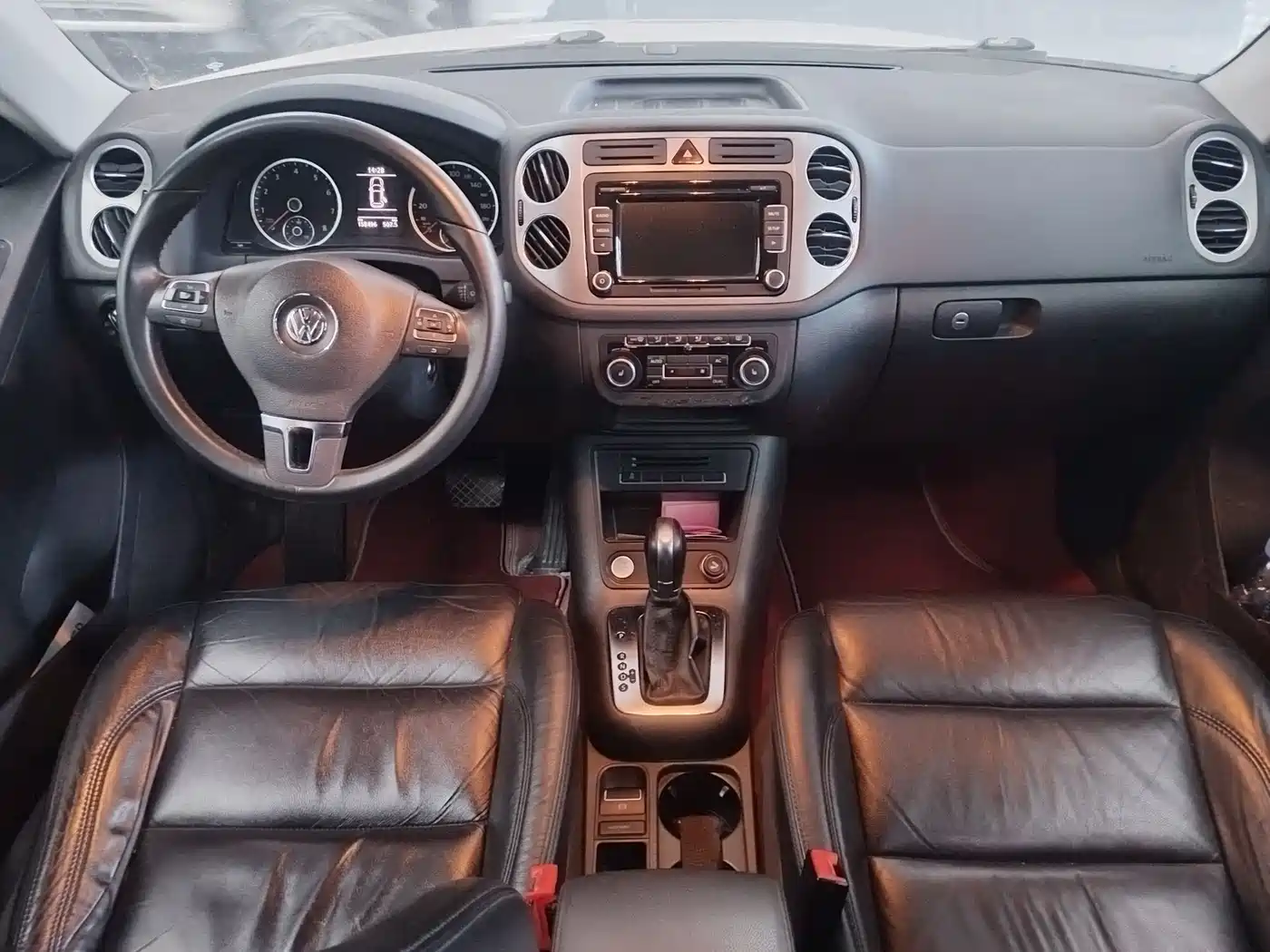 Volkswagen Tiguan 2012 1.8TSI Automatic 2WD Elite Edition фото 6