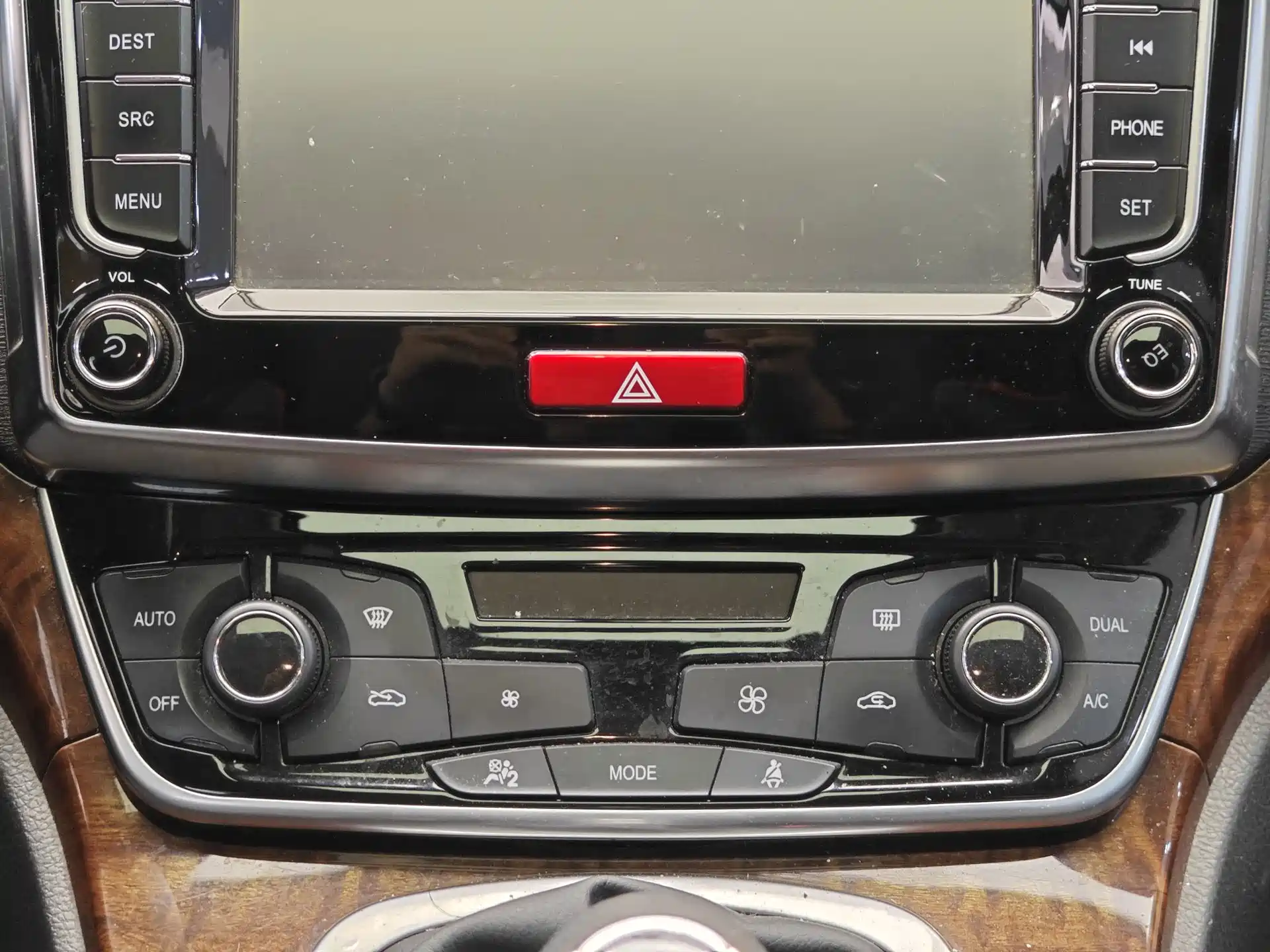 Photo 16 - Haval H6