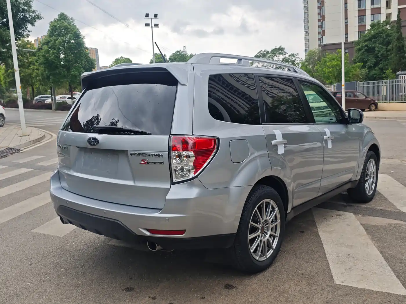 Photo 2 - Subaru Forester