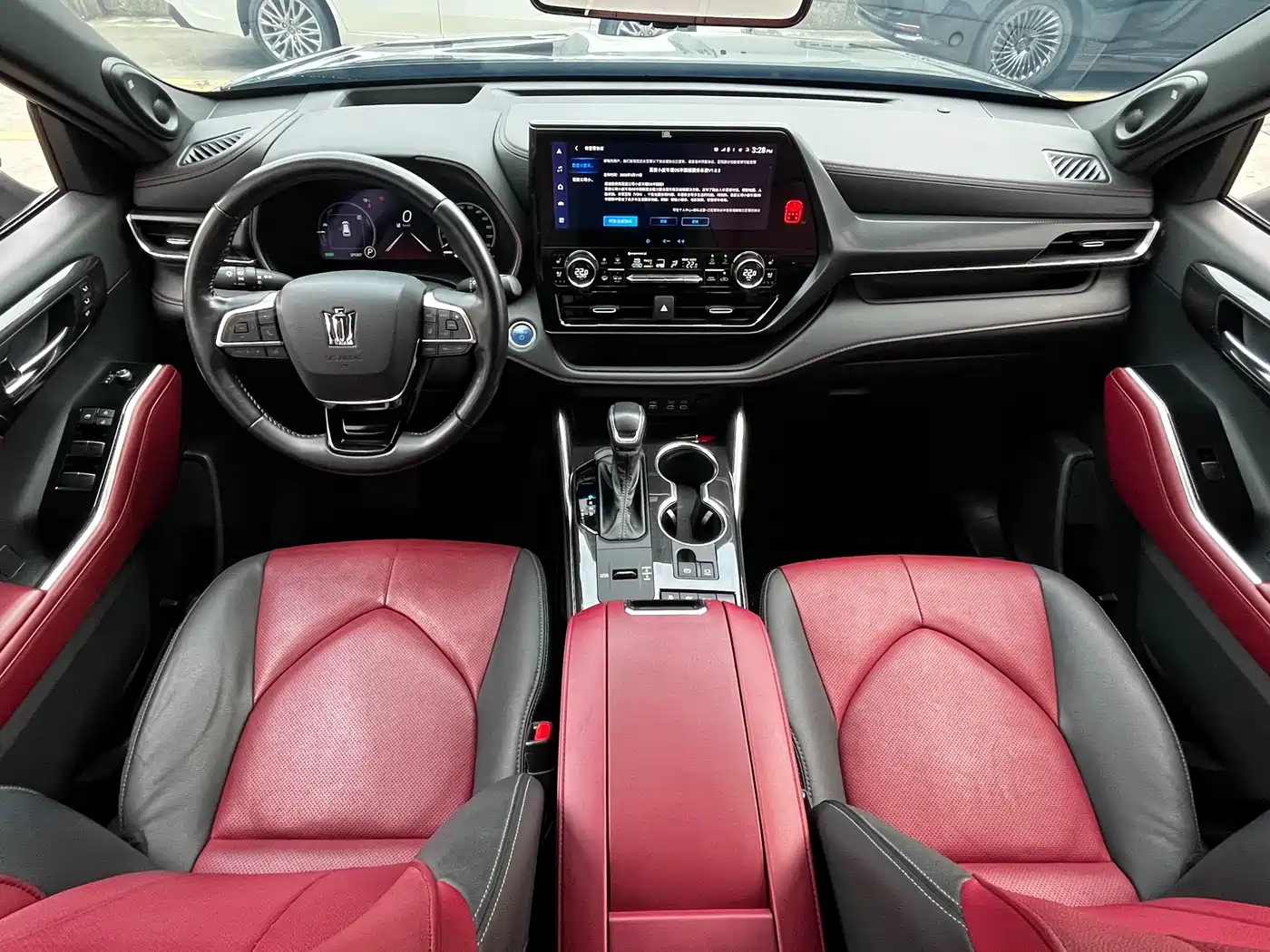 Toyota Crown Kluger 2021 2.5L HEV AWD Flagship Edition фото 29