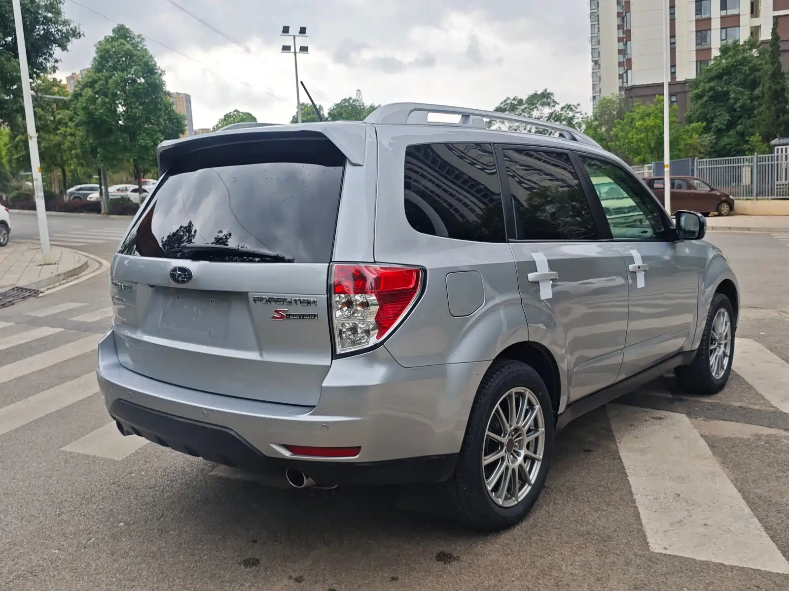 Photo 2 - Subaru Forester