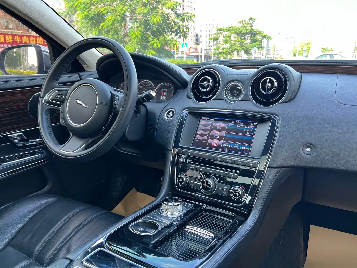 Jaguar XJ 2014 2013 XJL 3.0 SC Cambridge Limited Edition