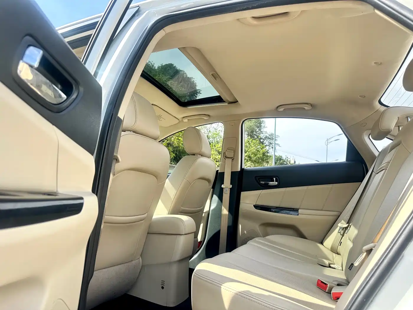 Changan Eado 2015 2015 1.6L Automatic Luxury