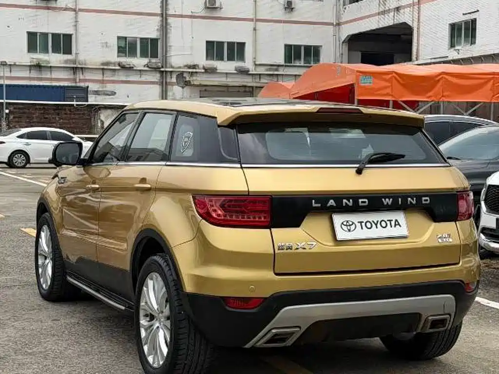 Landwind X7 2017 2016 2.0T Panorama Luxury