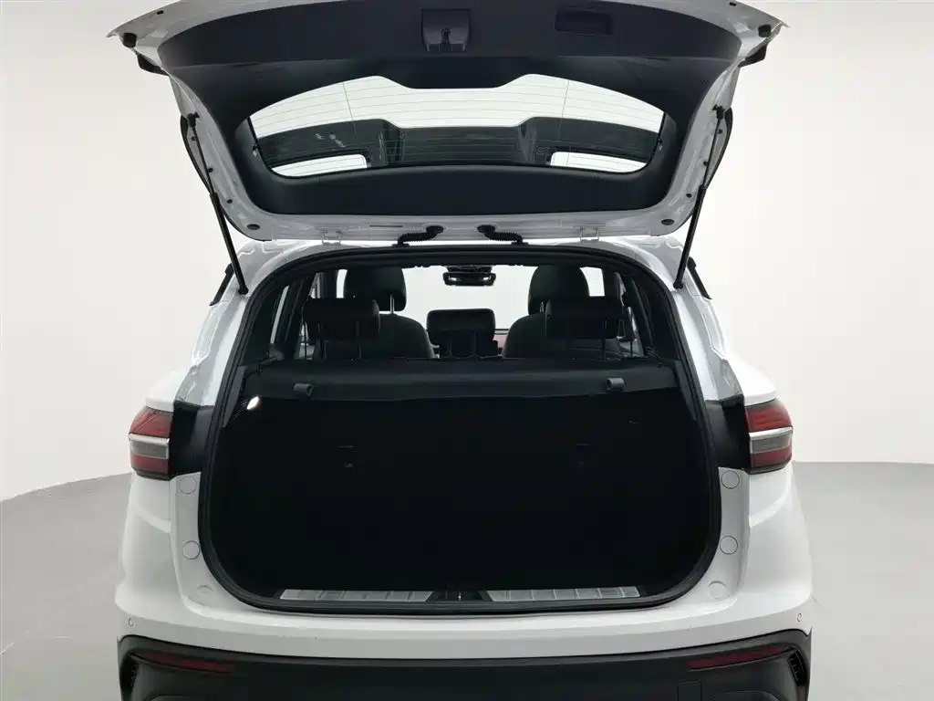 GEELY AUTOMOBILE BINYUE