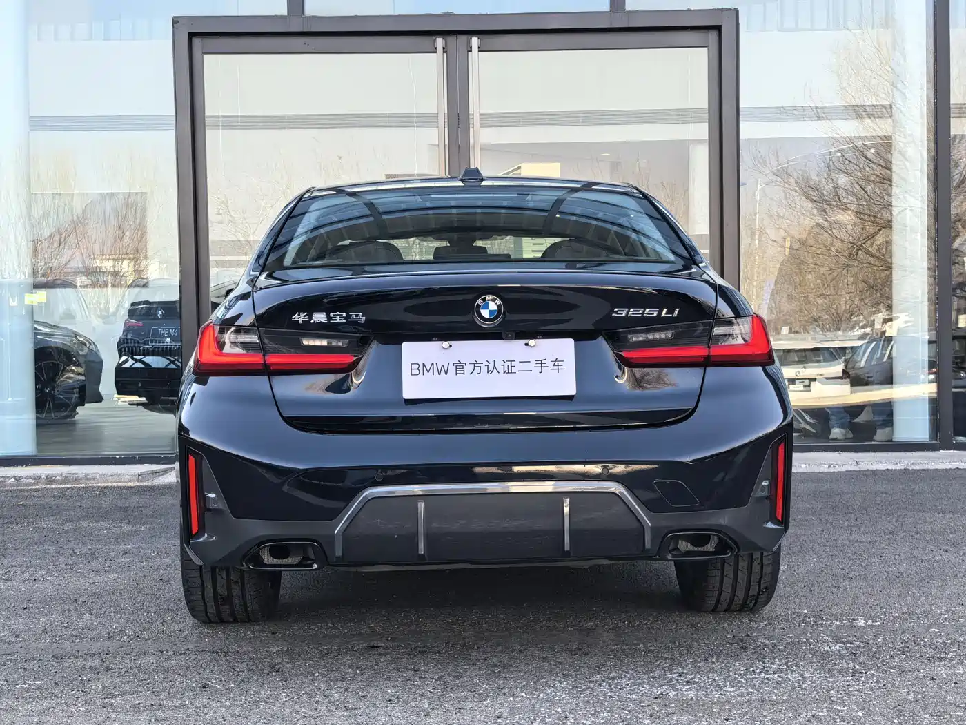 BMW 3 Series 2024 325Li M Sport Shadowline Package фото 6