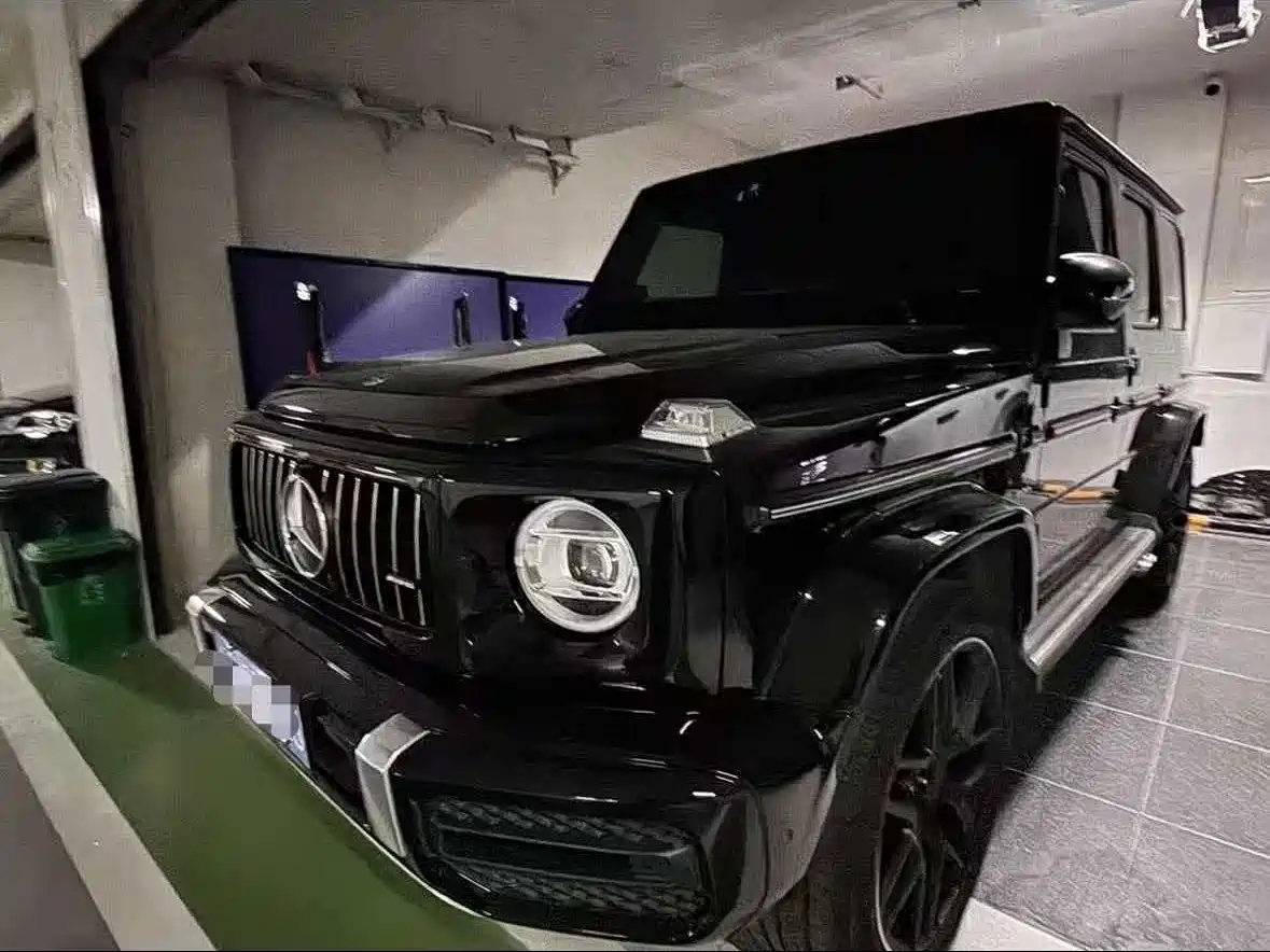 Фото 1 - Mercedes-Benz G-Class