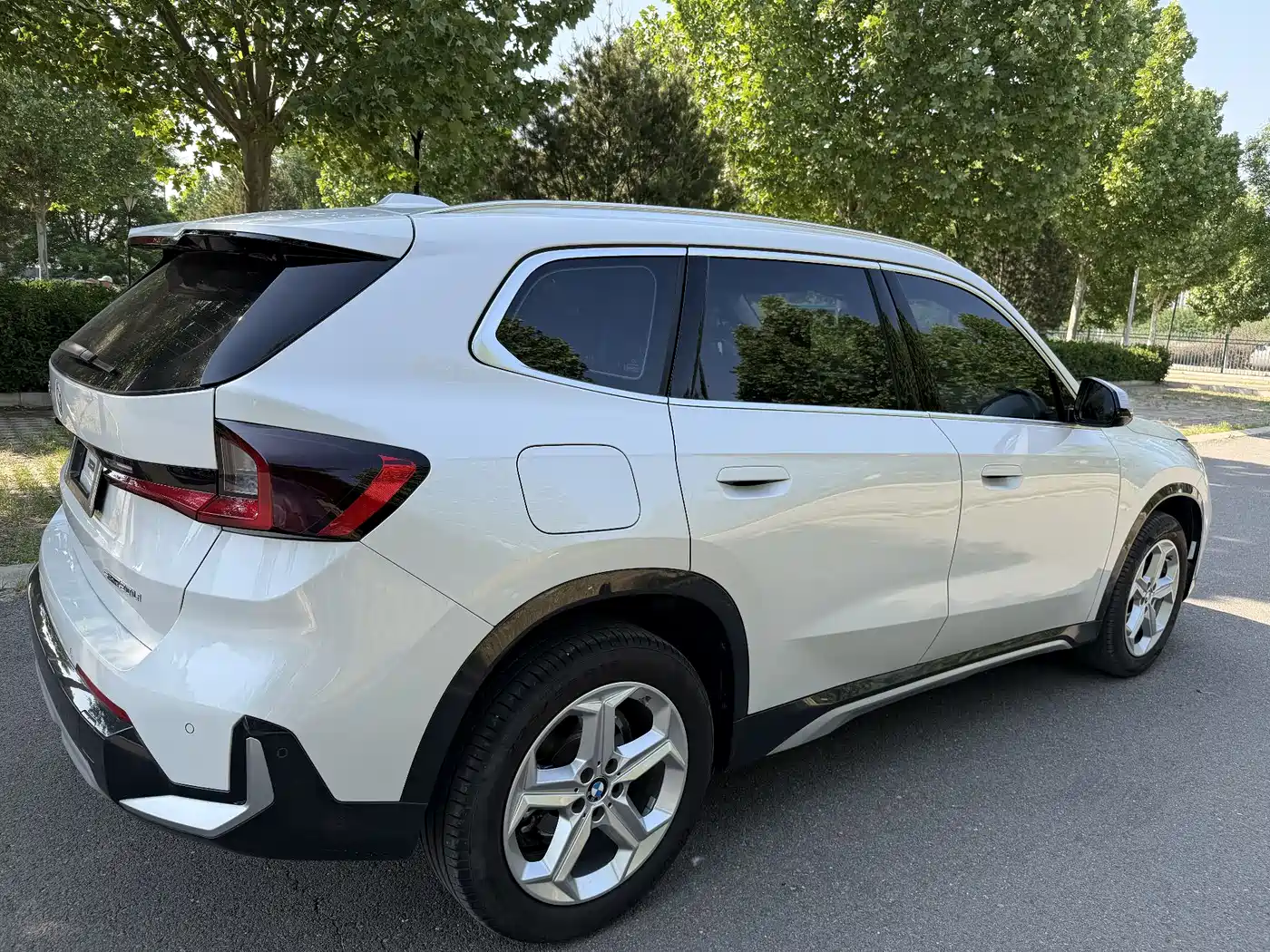 BMW X1 2023 sDrive20Li X Design Package фото 8