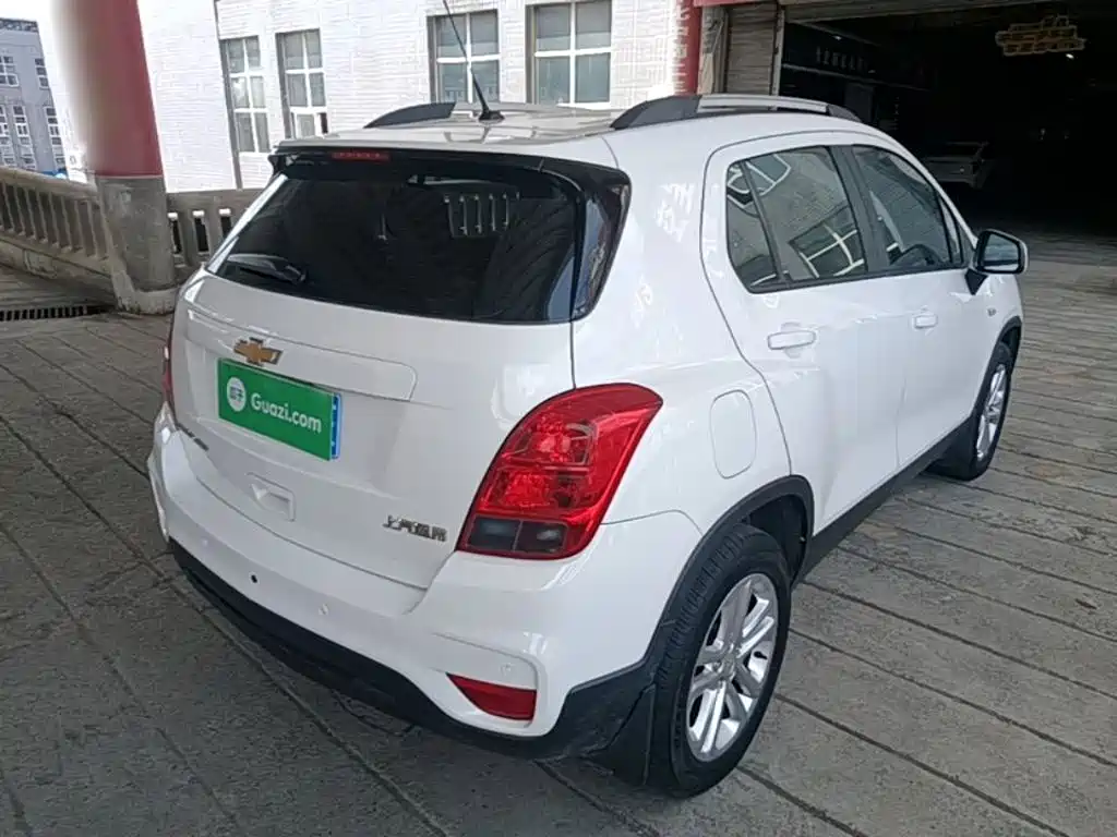 Фото 7 - Chevrolet Trax