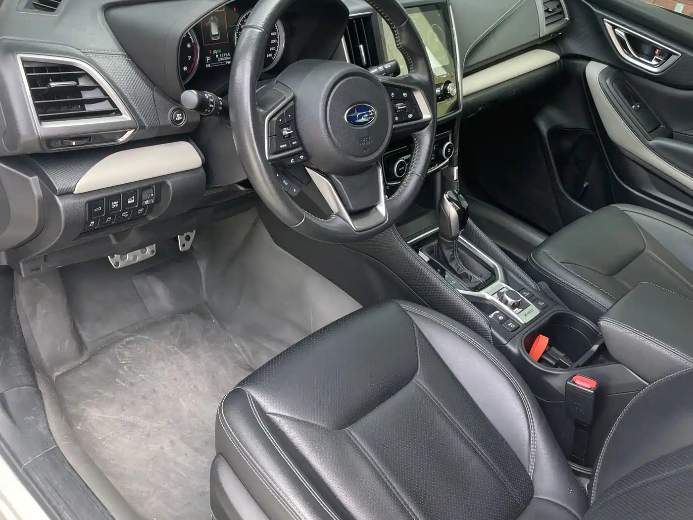 SUBARU FORESTER