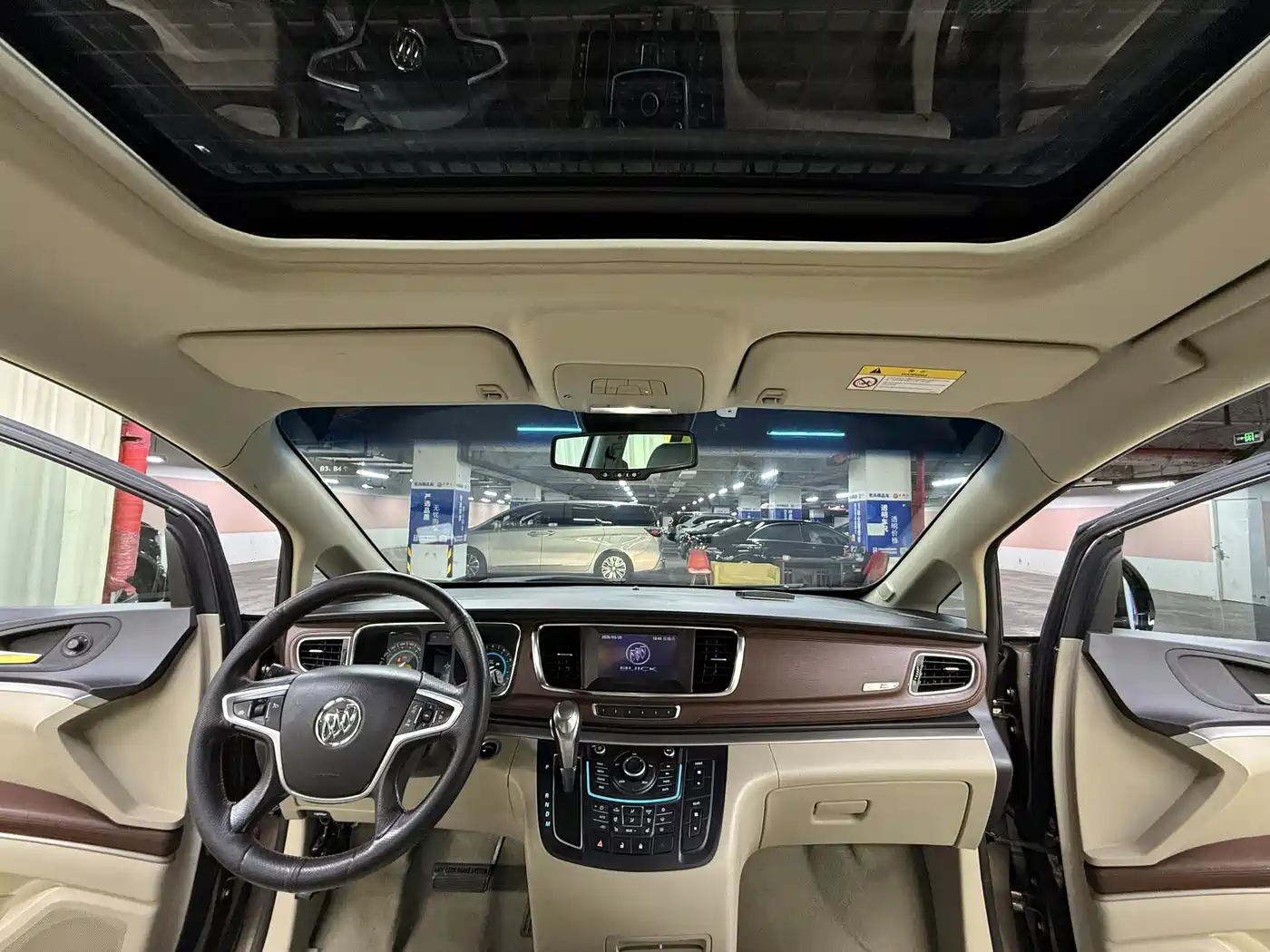 Buick GL8 2014 3.0L XT Luxury Business Flagship фото 41