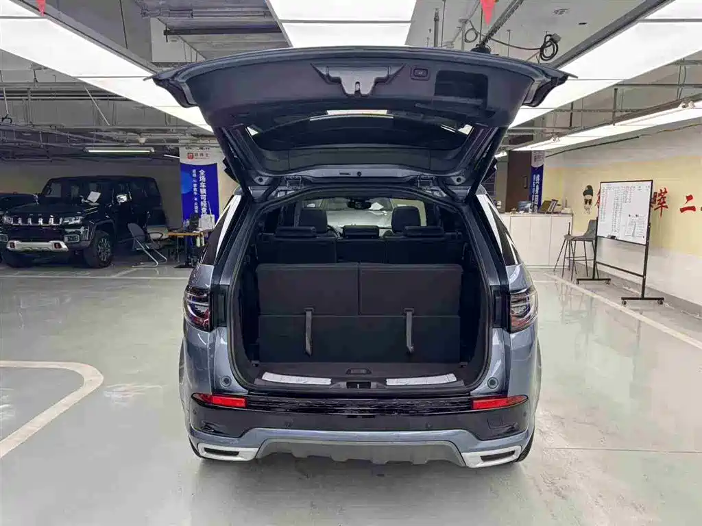 Land Rover Discovery Sport 2020 249PS R-Dynamic Performance Tech 7-seater фото 10